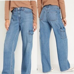 Old Navy Extra High Waisted Sky Hi Wide Leg Cargo Jeans 4